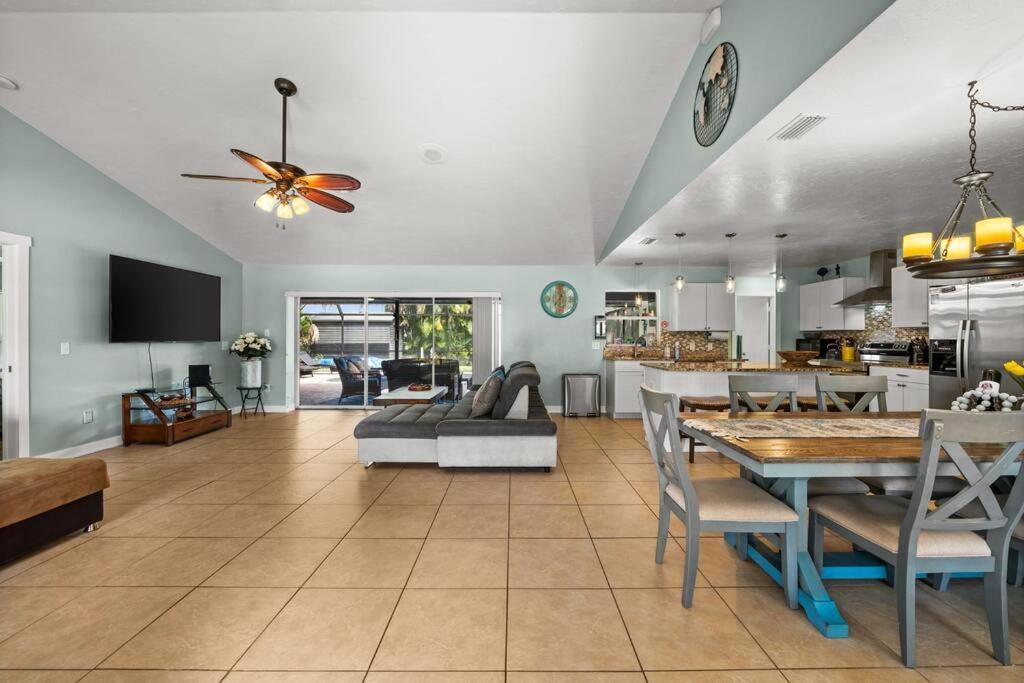 Sunny Oasis Getaway -Heated Pool-Mini Golf-Near Beach Nokomis Exteriör bild