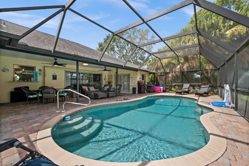 Sunny Oasis Getaway -Heated Pool-Mini Golf-Near Beach Nokomis Exteriör bild