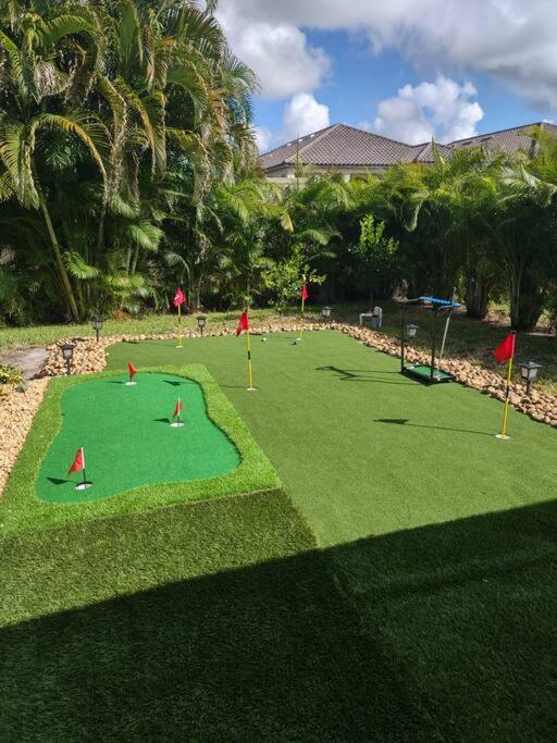 Sunny Oasis Getaway -Heated Pool-Mini Golf-Near Beach Nokomis Exteriör bild