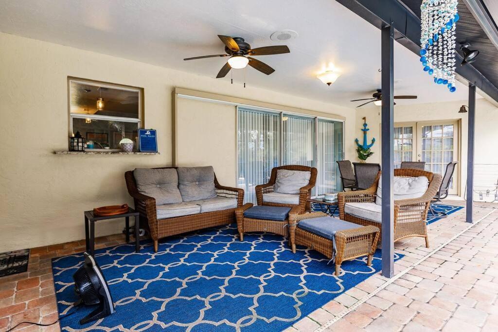 Sunny Oasis Getaway -Heated Pool-Mini Golf-Near Beach Nokomis Exteriör bild