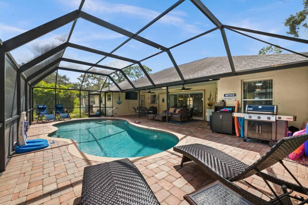 Sunny Oasis Getaway -Heated Pool-Mini Golf-Near Beach Nokomis Exteriör bild