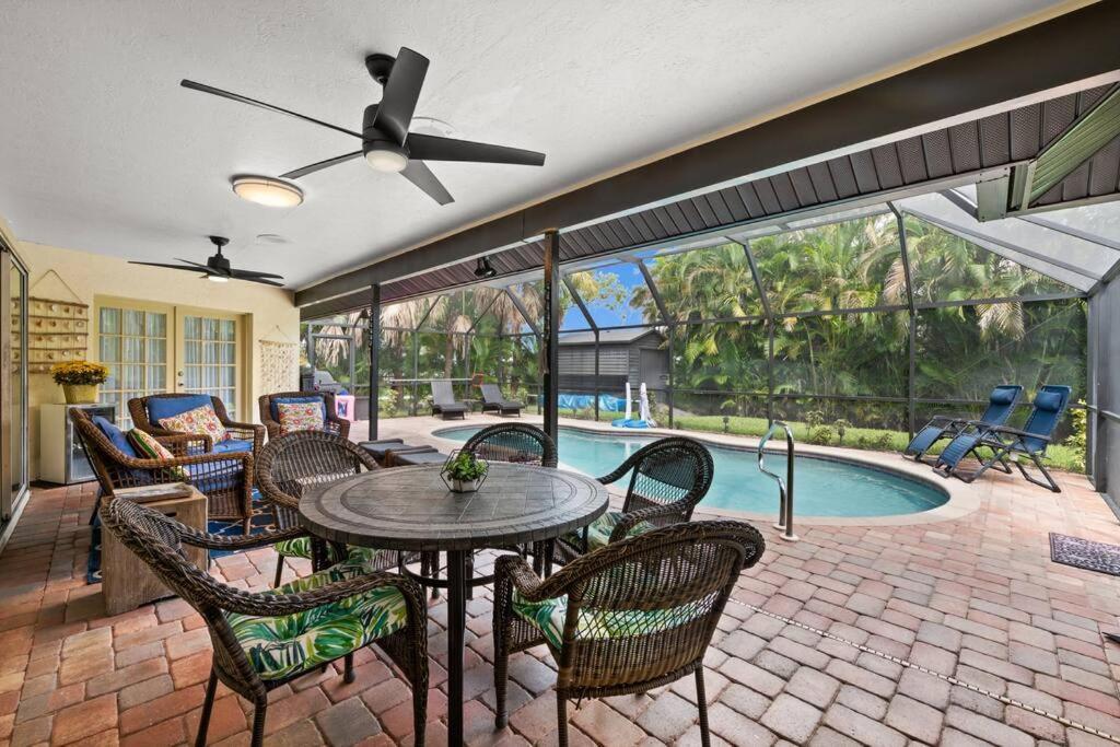 Sunny Oasis Getaway -Heated Pool-Mini Golf-Near Beach Nokomis Exteriör bild